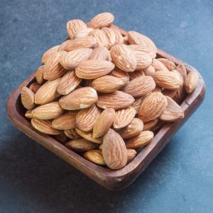 坚果有哈喇味怎么办:不要用调料盖住异常气味